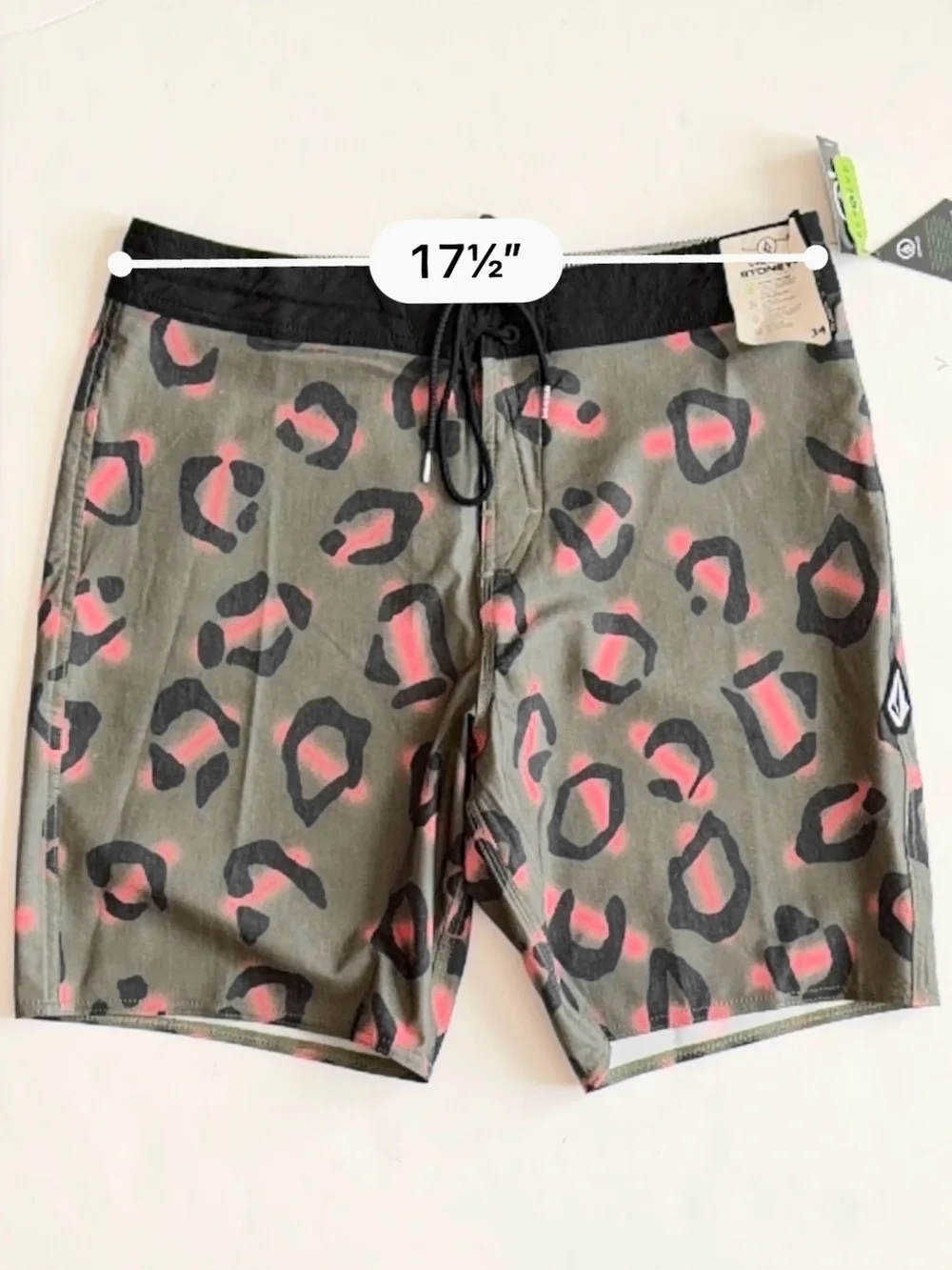 NWT VOLCOM MENS STONE PARTY ANIMALS BOARDSHORTS IN MILITARY Size 34